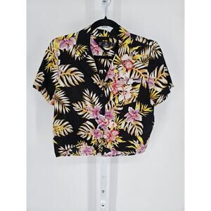 Volcom womens Sz S Short Sleeve Cropped Button Up Hawaiian Shirt Black Floral